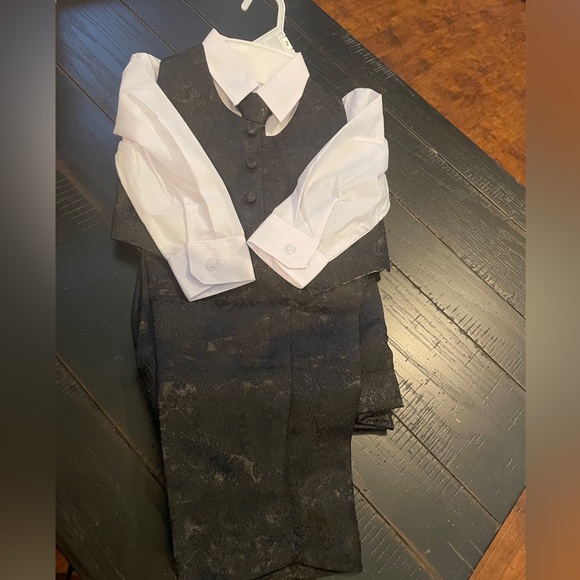 5 piece boys suit - Picture 4 of 6